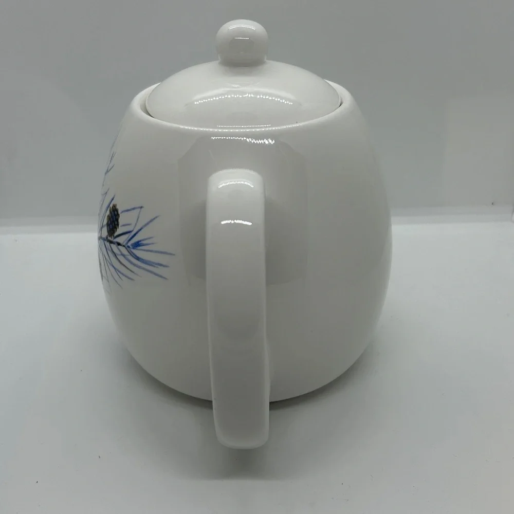 Designpac, Inc. Ceramic Blue Floral Tea Pot with Lid Melrose Park, Illinois